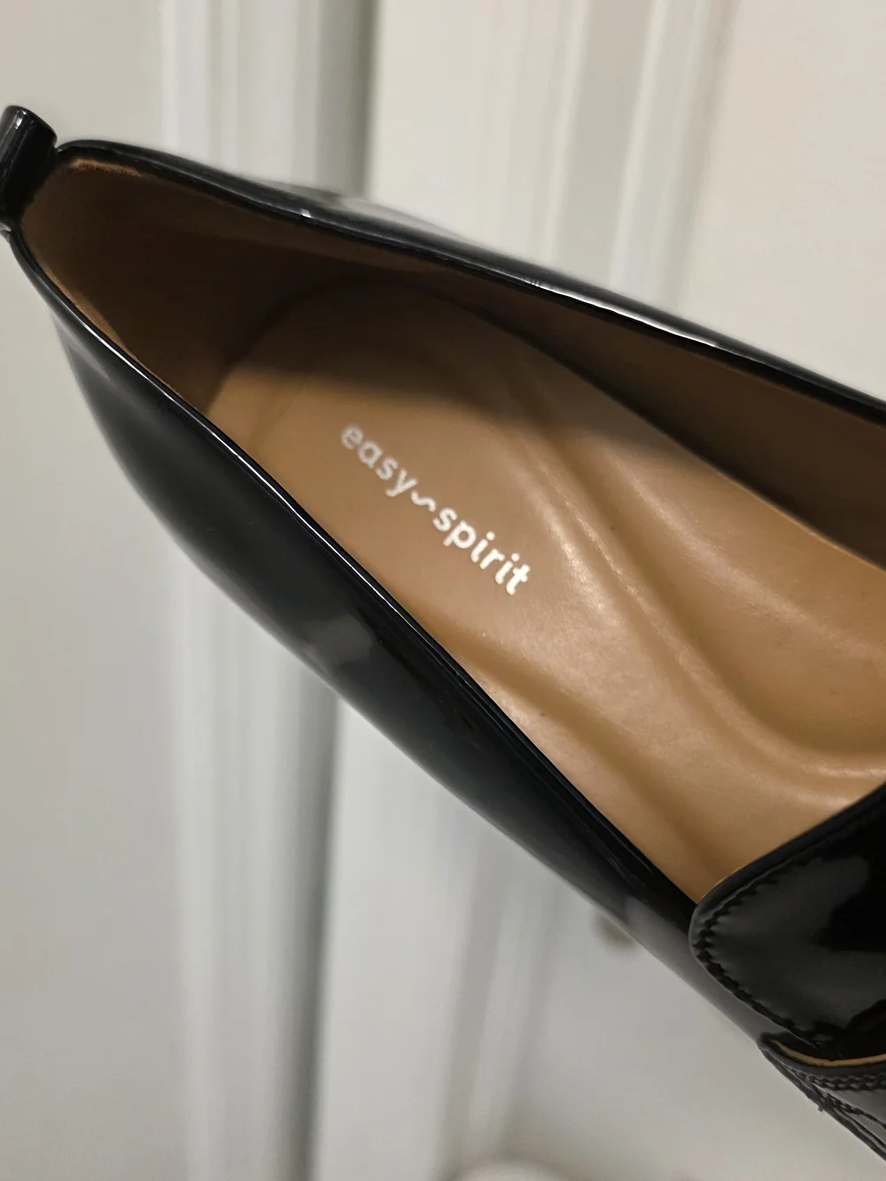 NWOB Easy Spirit Darlene Dress Black Patent Leather Loafers Size 8 Wide